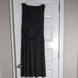 Elegant Black Sleeveless Dress